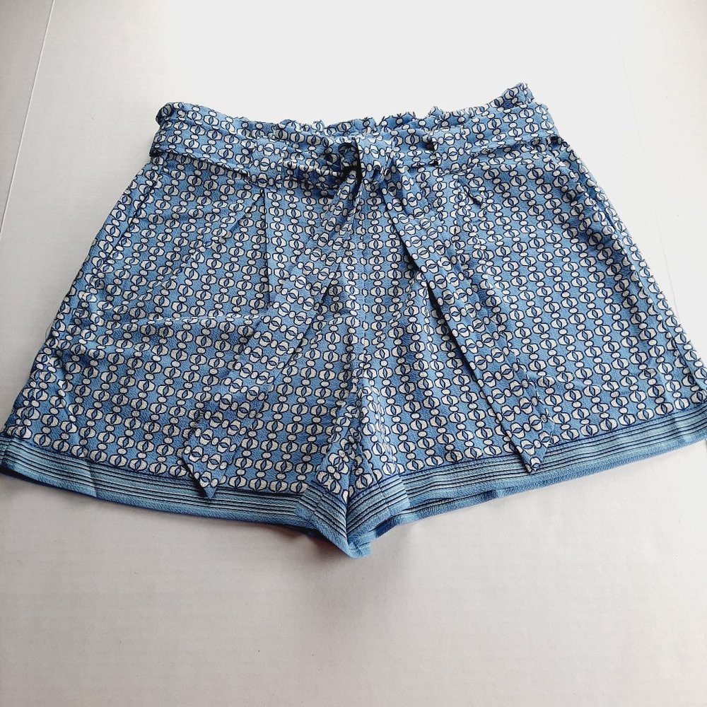 Max Studio Womens Shorts Size Large Blue Geometric Print Belted Paperbag Waist